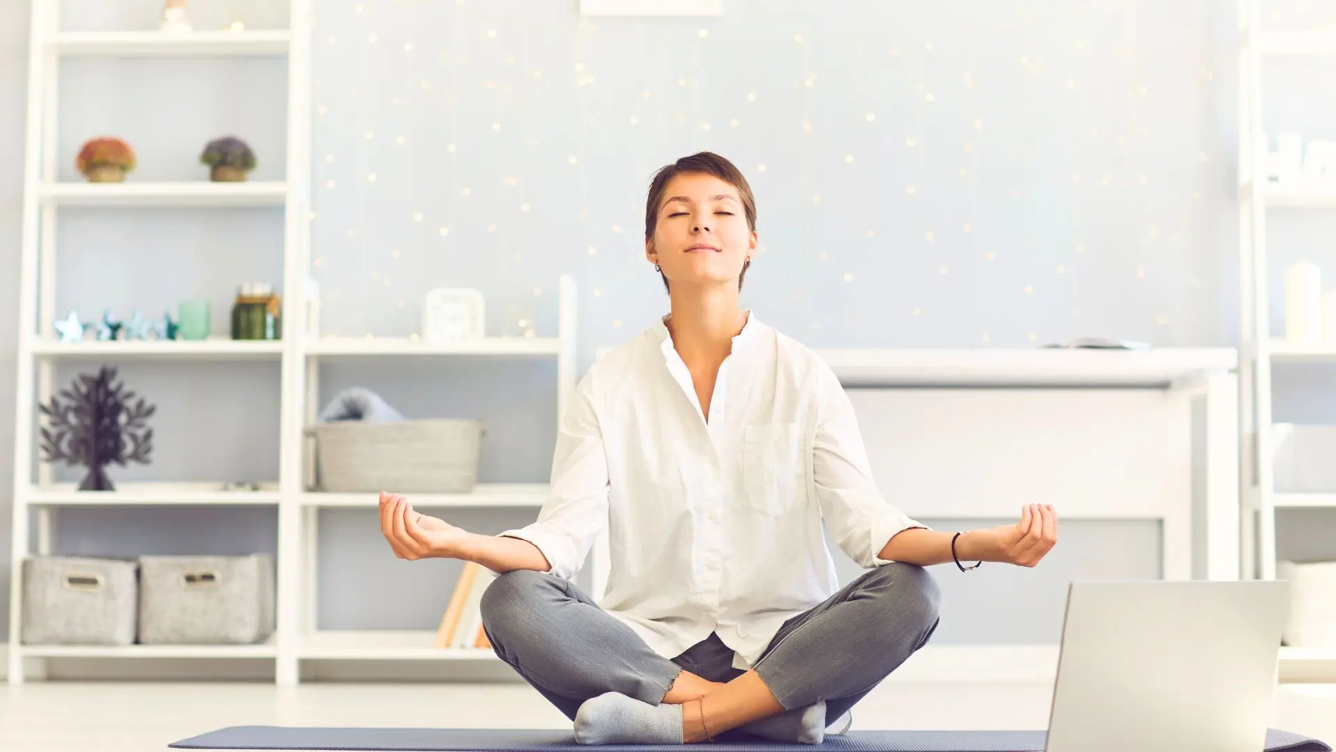 Each package(8) Premium Screening